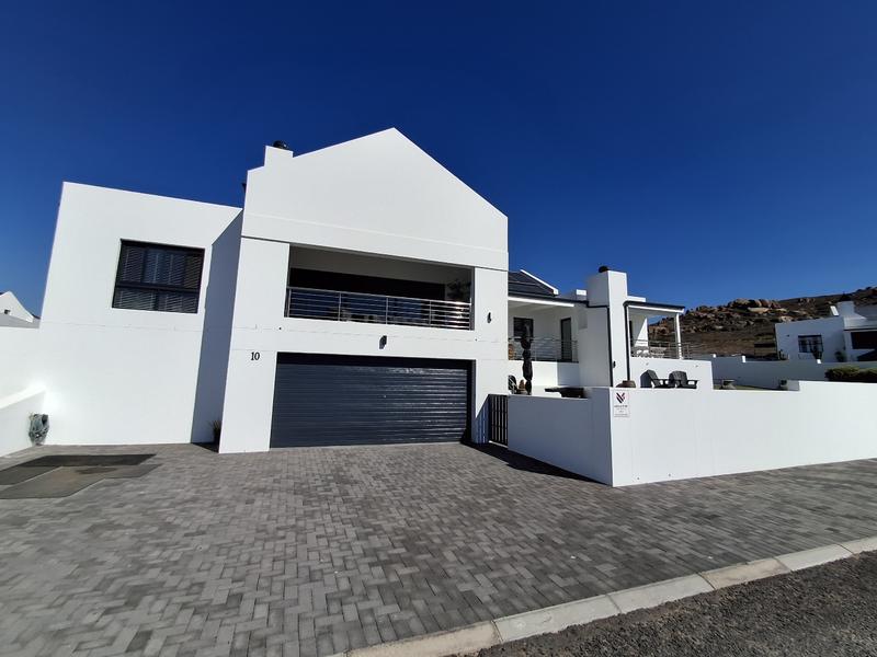 4 Bedroom Property for Sale in Da Gama Bay Western Cape